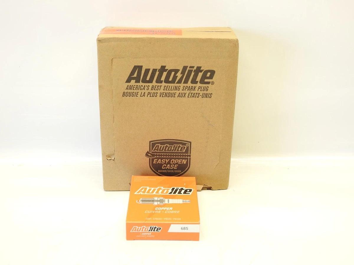 Lot Of 48 Autolite 685 Spark Plugs 8 Spark Plugs Replace AC R44TX, RBL8-6, ARF4-
