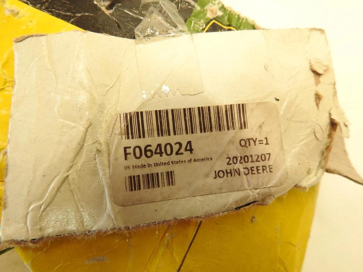 New Oem John Deere Original Equipment Saw Chain #F064024