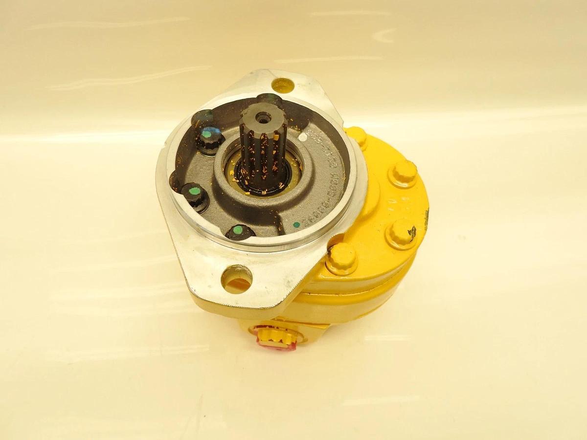 New Oem CNH 86528340 - Hydraulic Pump - NEW HOLLAND AGRICULTURE