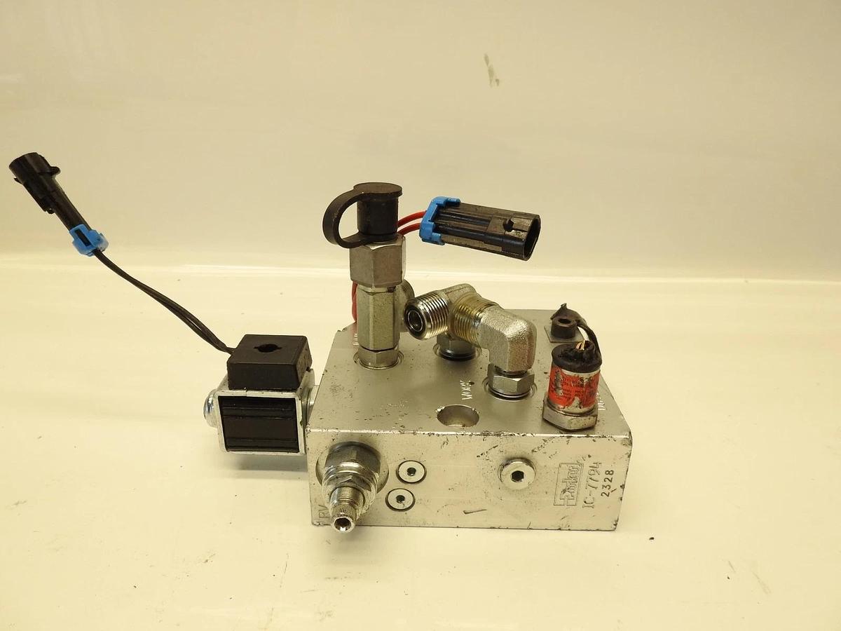Oem Parker Hydraulic Valve Block
