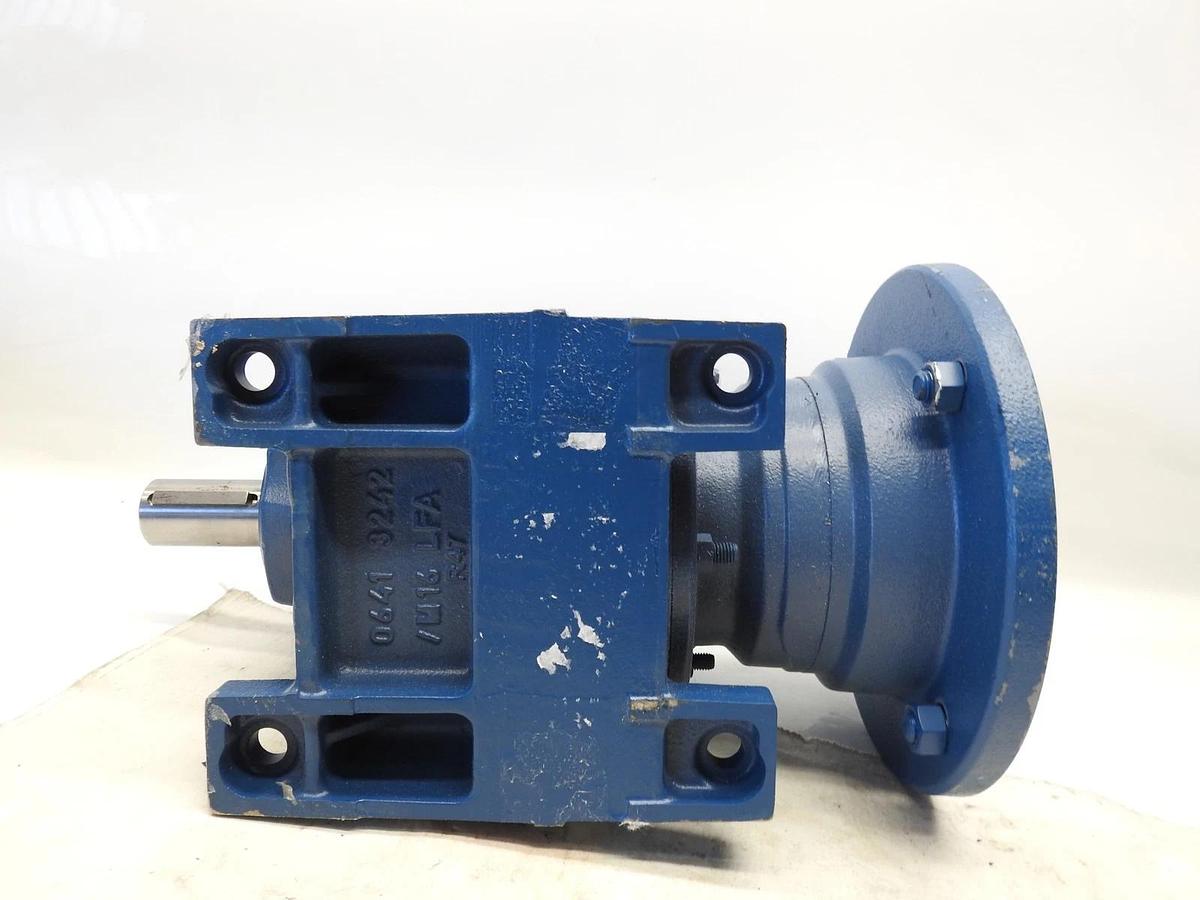 New Sew EuroDrive R47 AM182 8.01:1 GEARMOTOR