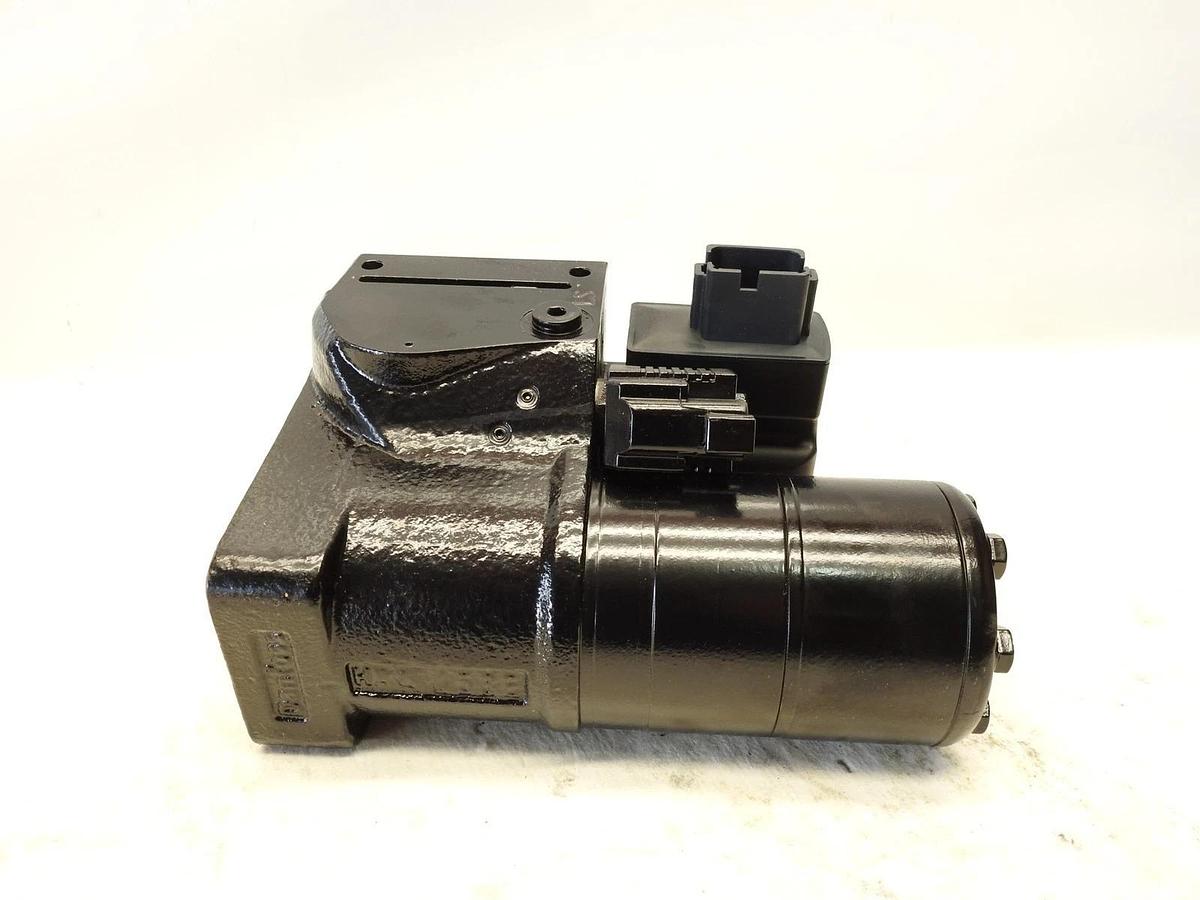 New Oem Case New Holland Hydraulic Steering Valve 90347744