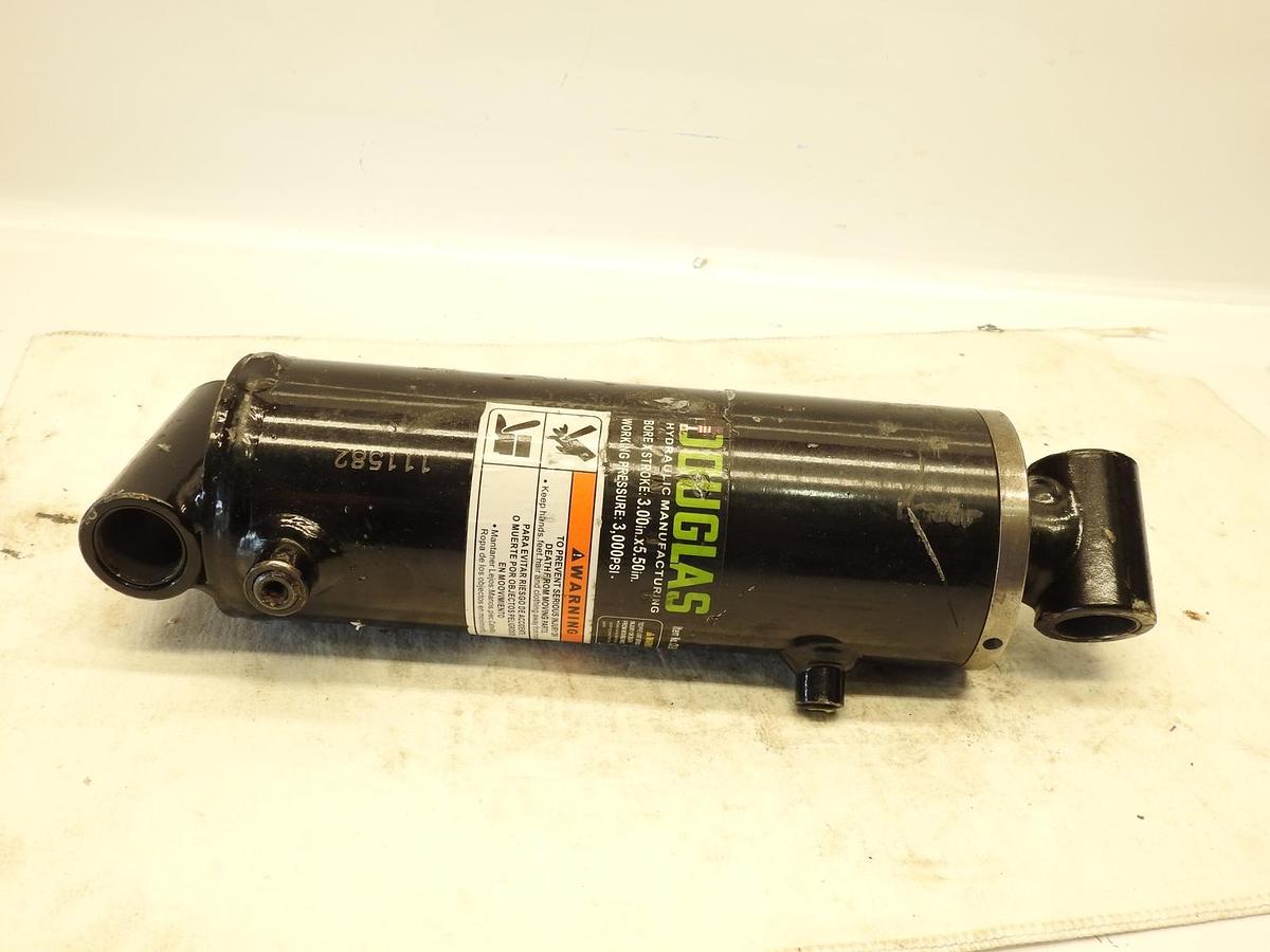 New Douglas Hydraulic Cylinder CYL-3005.5-45-1 111582