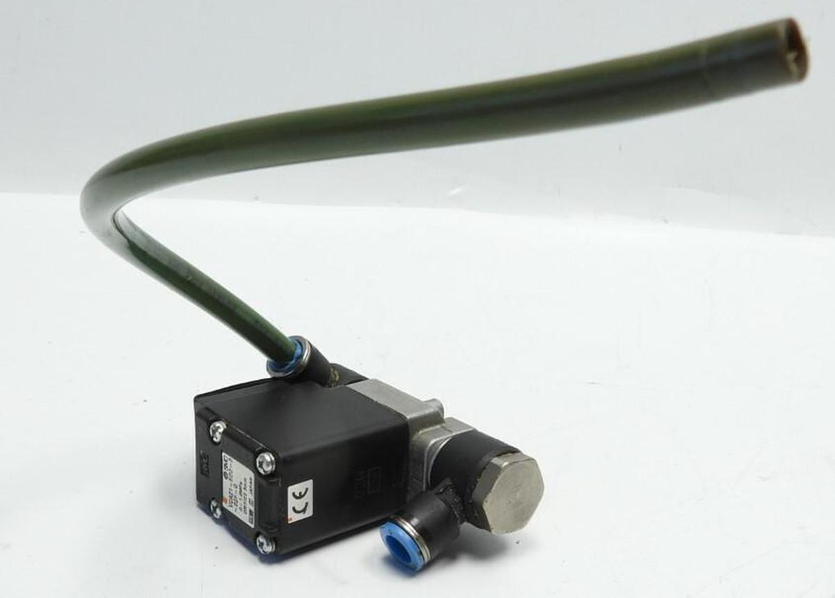 SMC, VCA21-5D0-3-02F-Q, Magnetventil / solenoid valve