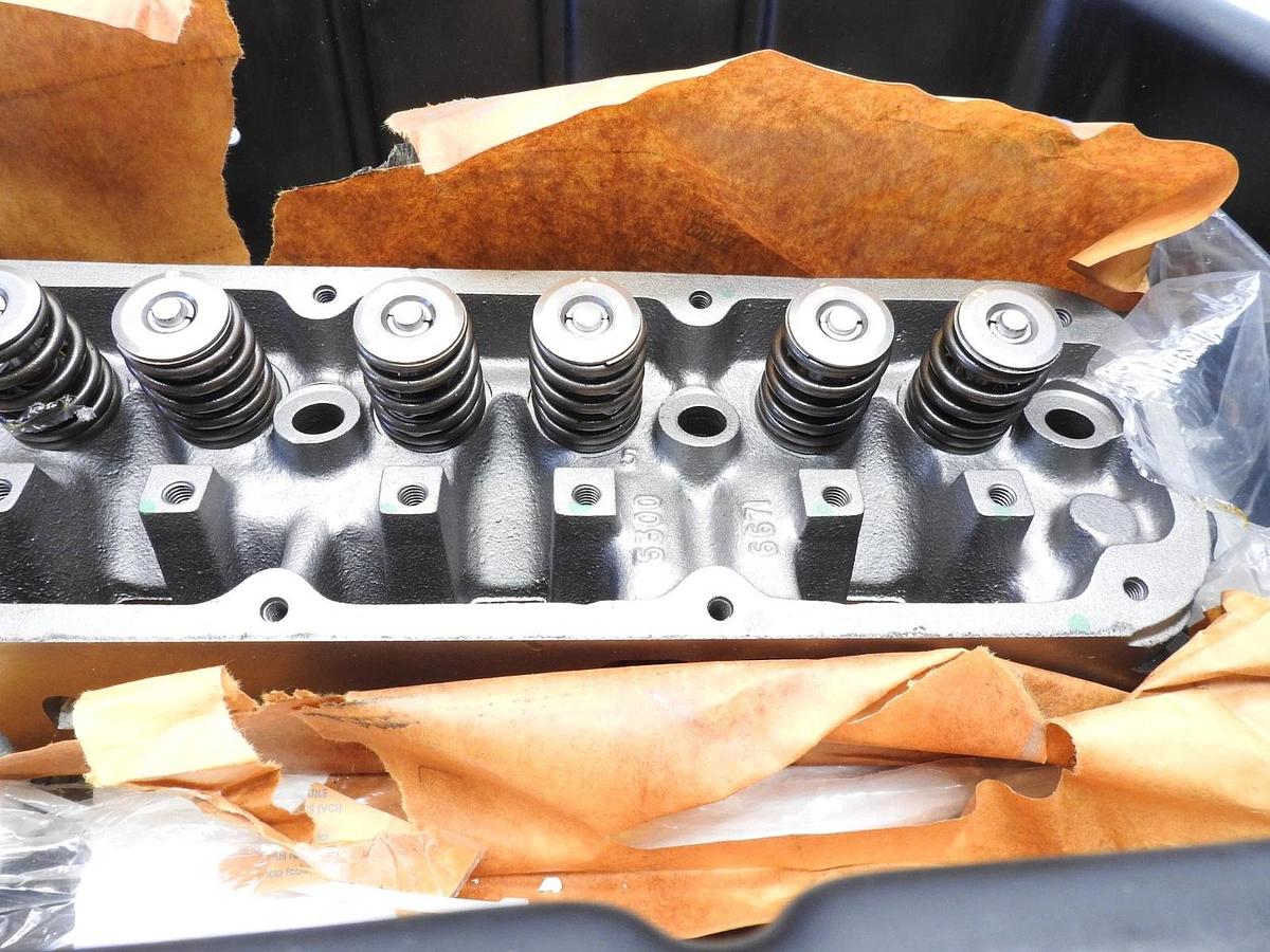 VEGE Reman Engines 2D58 Cyl Head CHRY 318/360 92-03 CYL HD