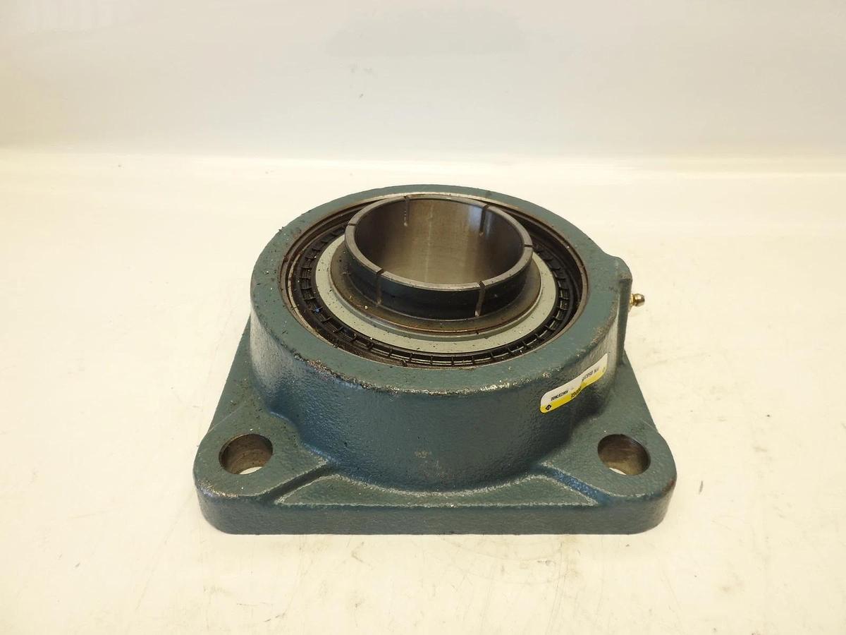 Dodge 058395 Flange Mount Ball Bearing 4 Bolt Concentric Clamp Collar F4B-DLM-21