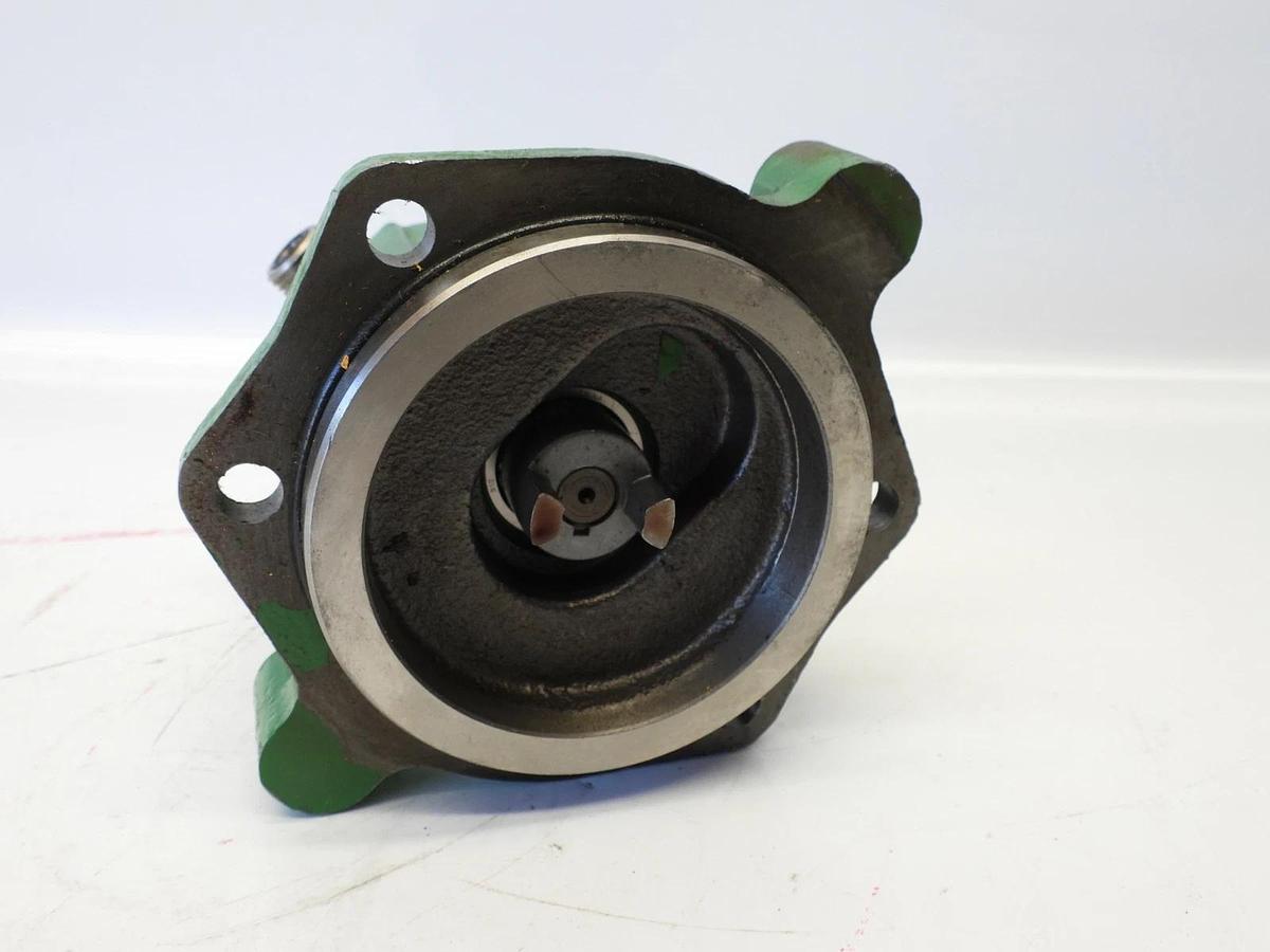 New Oem John Deere Original Equipment Fuel Pump dz107852 bx150