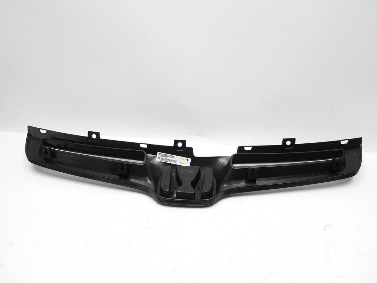 New 03-05 Honda Accord Grille Aftermarket HDG037NA