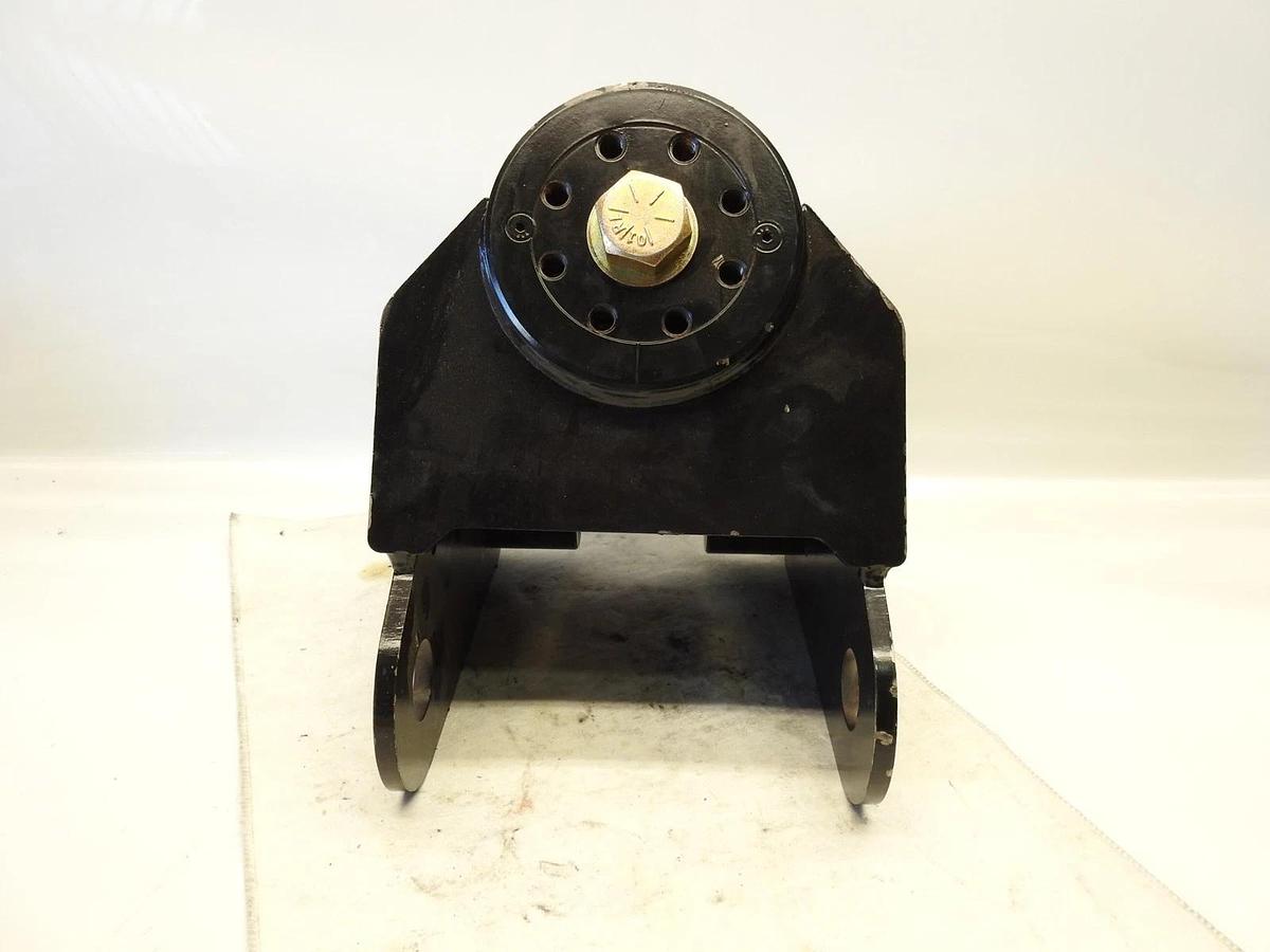 NEW OEM JLG 1001307711 ROTARY ACTUATOR,SIDE SWING