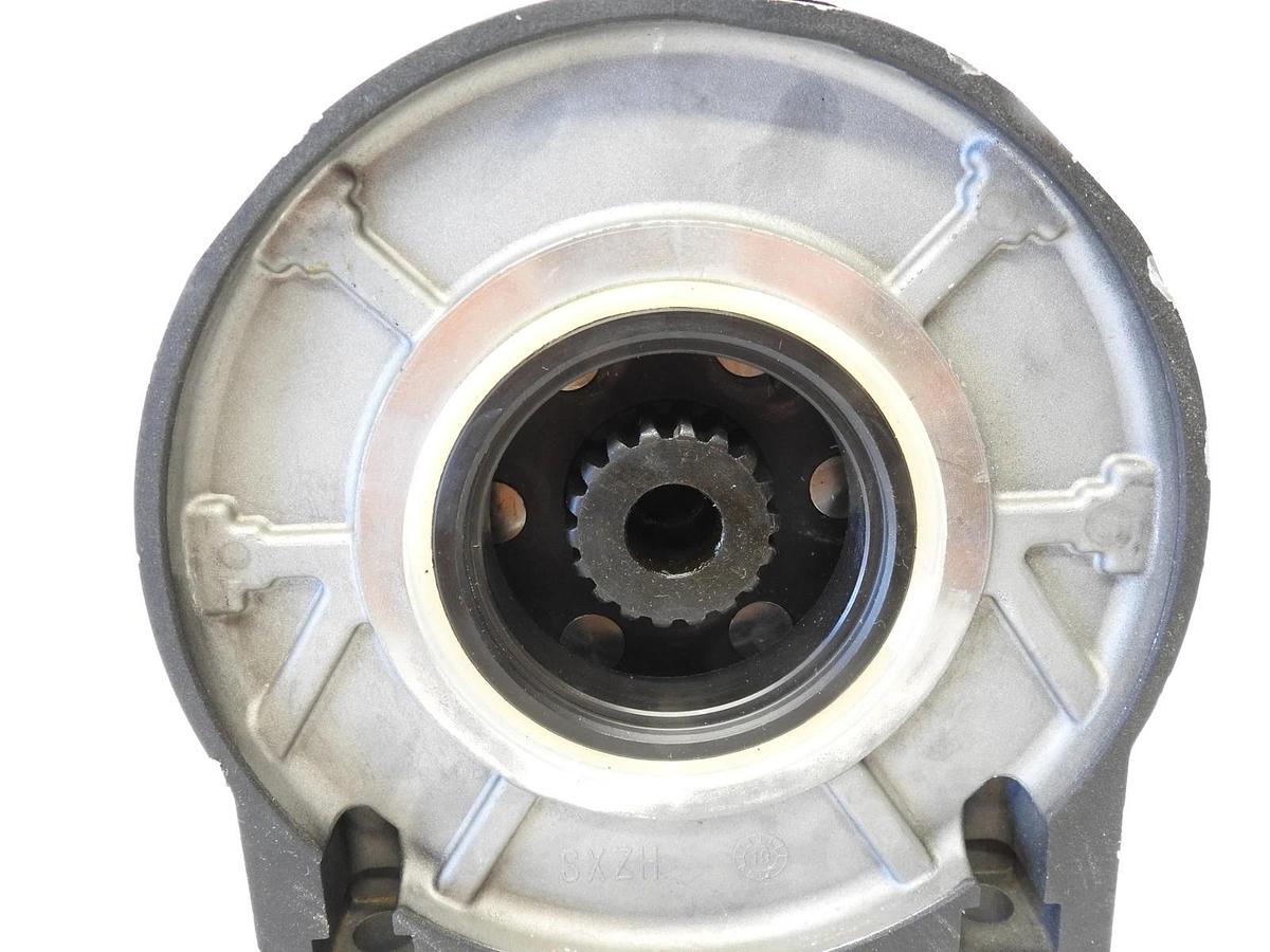 New Smittybilt XRC GEN3-9500 12V 7HP Gearbox