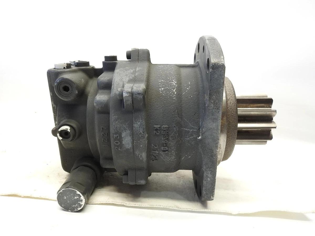 New Oem Bobcat 7025615 PCR-3B-12A-P-9464A SLEW MOTOR