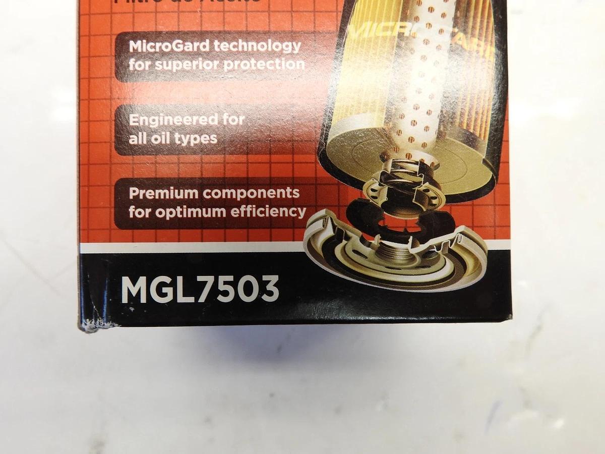 Lot Of 12 MicroGard Oil Filter - MGL7503