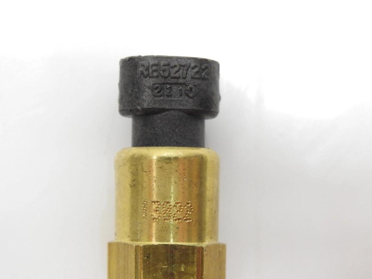 NEW OEM  JOHN DEERE RE52722 TEMPERATURE SENSOR 4300 4400 4500 4600 4700
