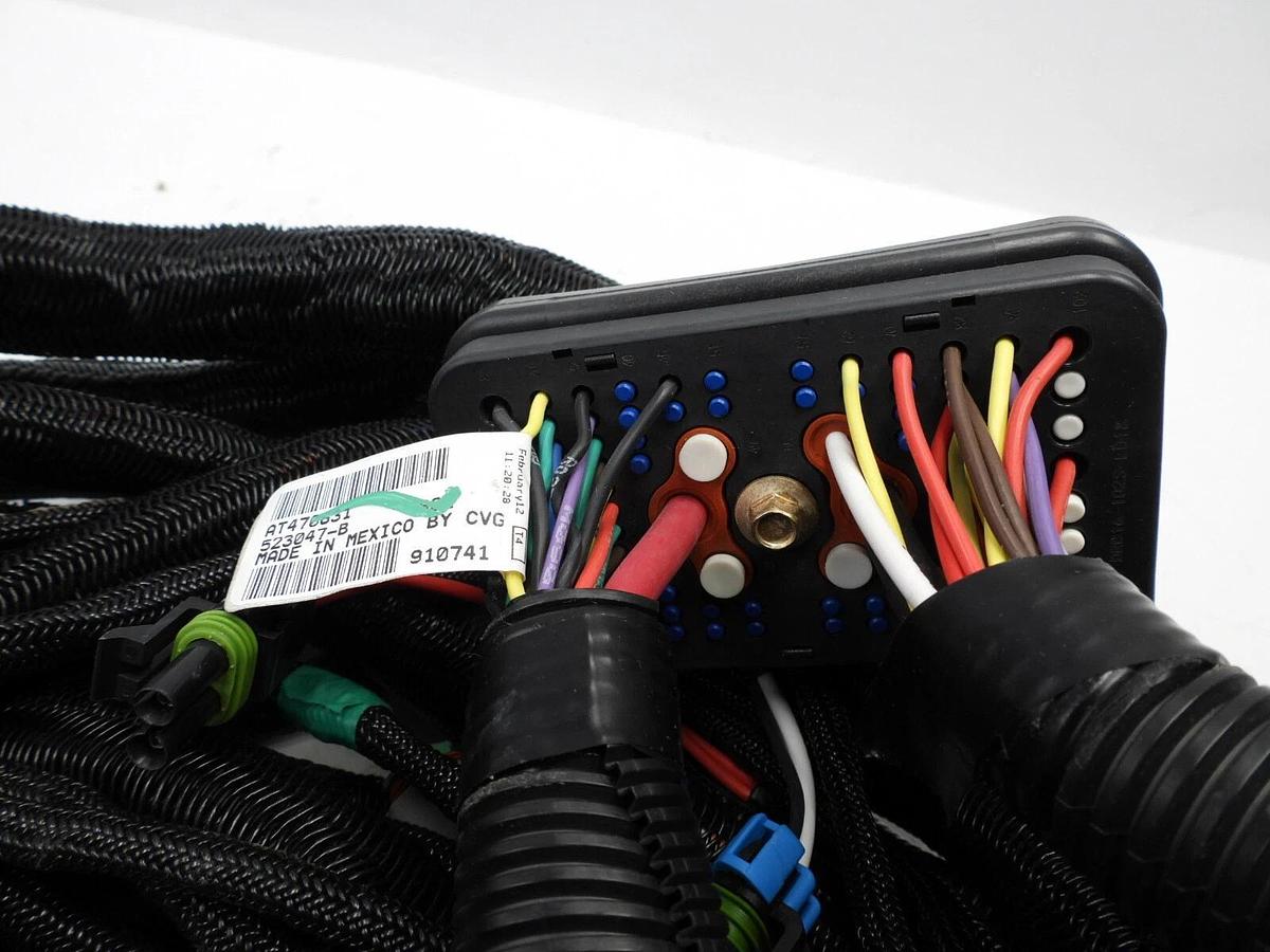 NEW John deere Wiring harness at470631