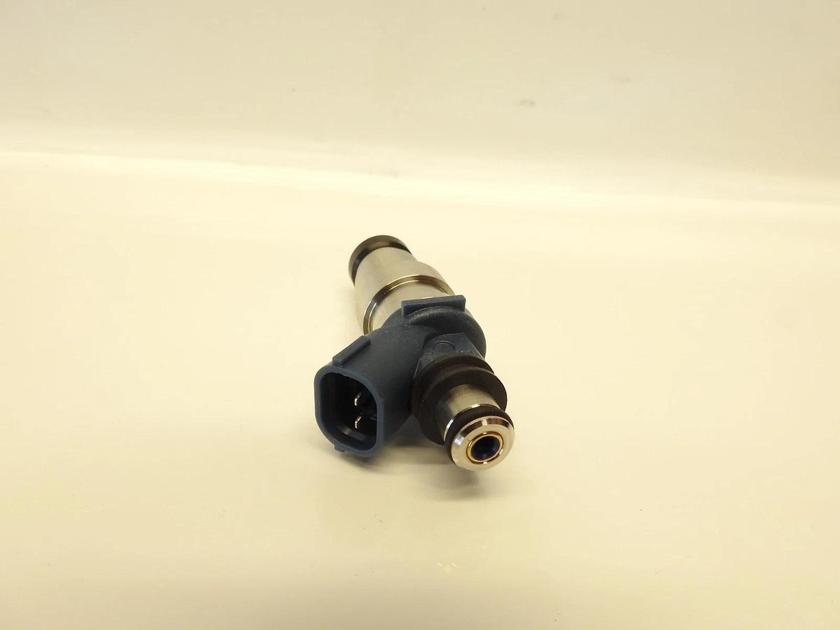 Standard Motor Products FJ376 Fuel Injector Injector Fits 95-00 Toyota Tacoma 2.