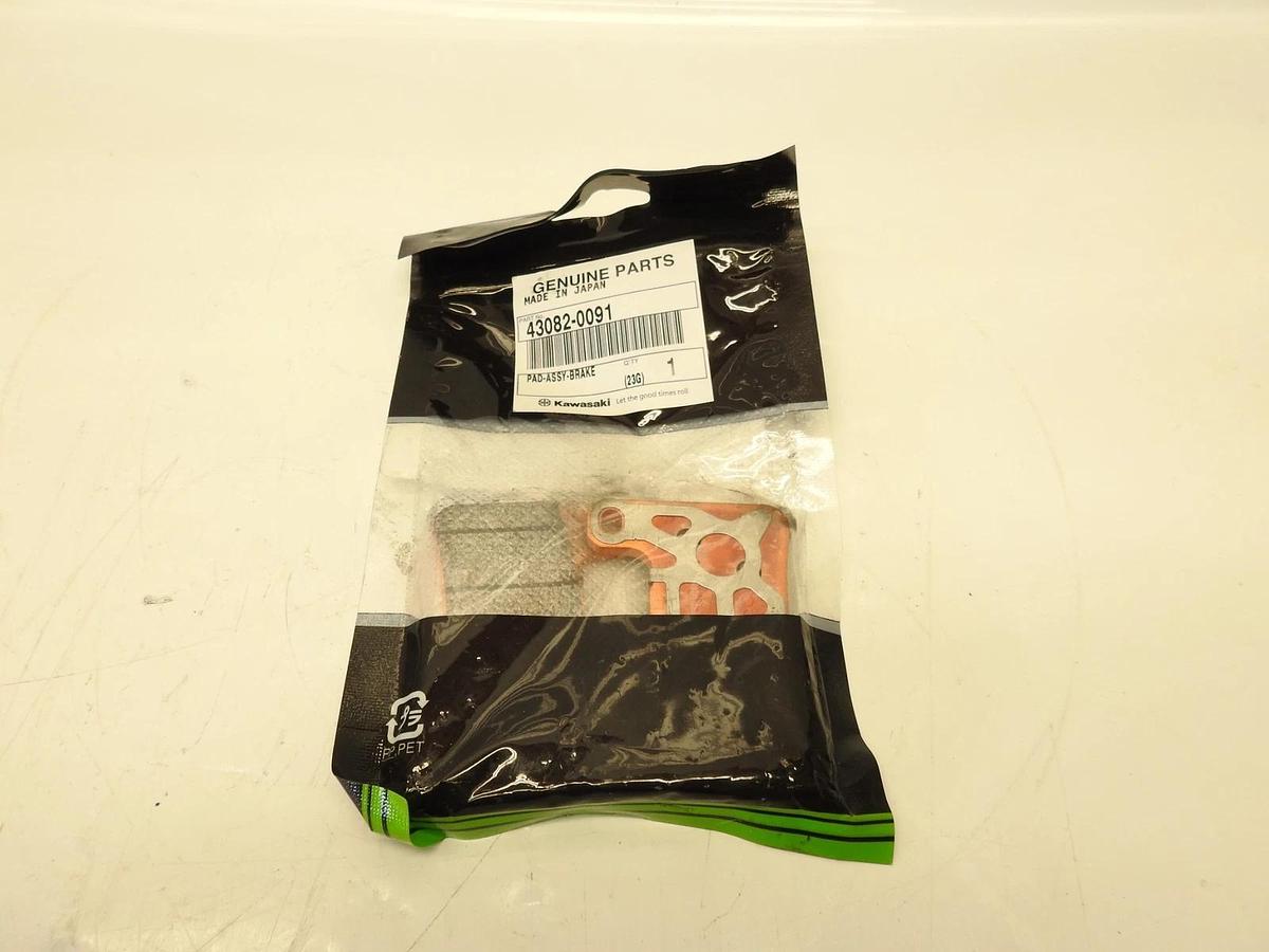 NEW 2008 - 2024 GENUINE KAWASAKI Z900 NINJA ZX10R FRONT BRAKE PAD SET 43082-0091