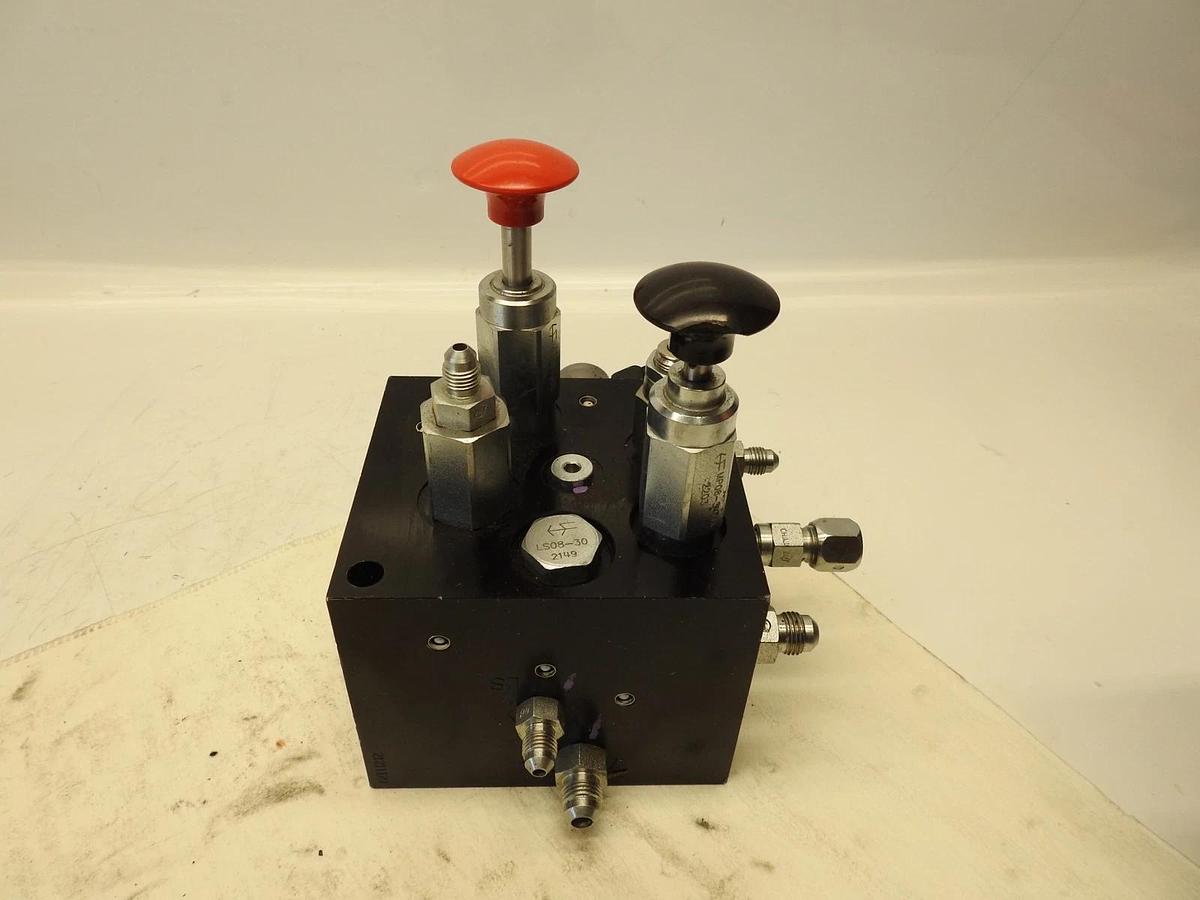New Hydraforce HF129559-20 153410AI Valve block SV98-T39