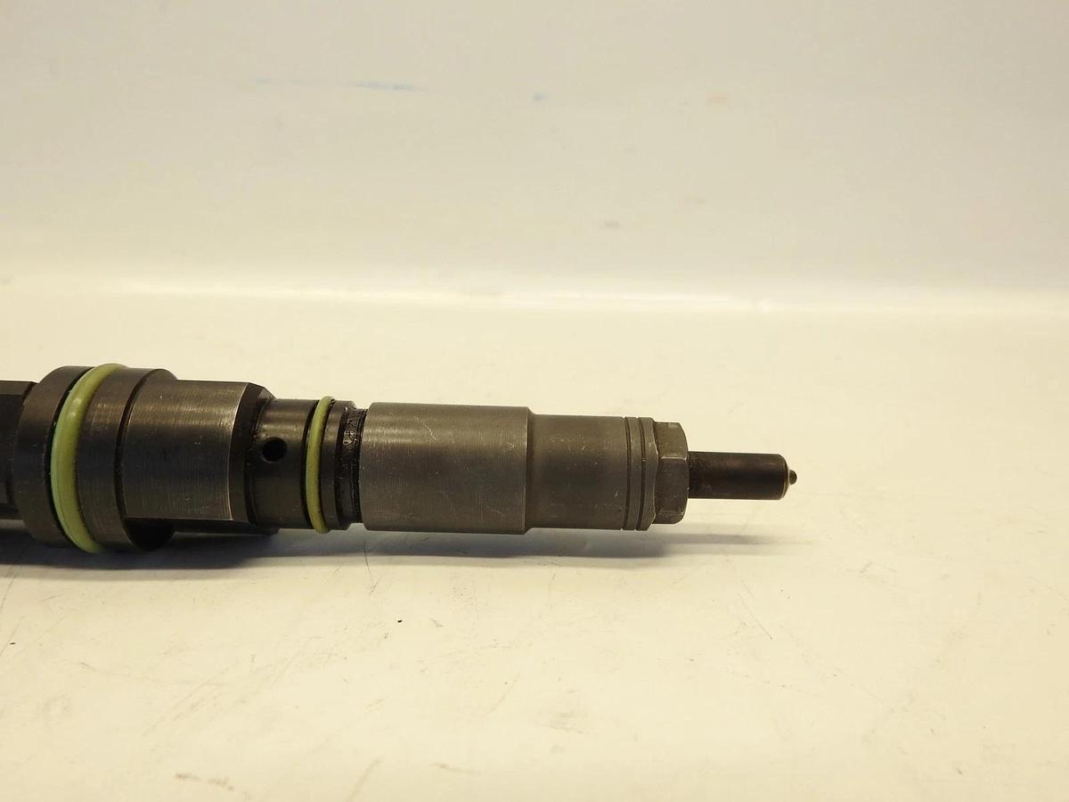 New Oem John Deere Common Rail Injector RE543352