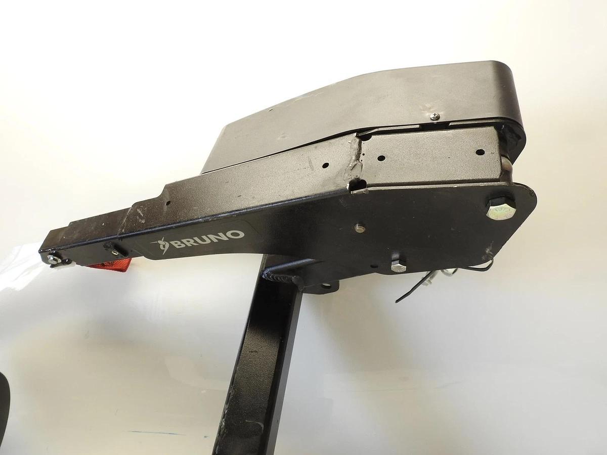 Bruno VSL-6000 Curb-Sider Hoist Style Interior Wheelchair Scooter Lift | OEM | 2