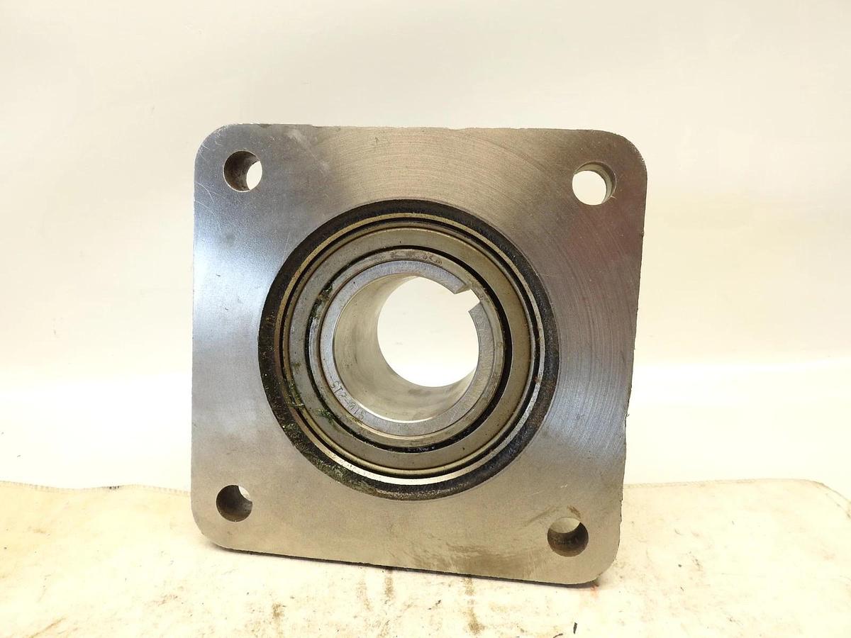 New Oem REXNORD MF9215 2-15/16" 4 Bolt Flange Roller Bearing
