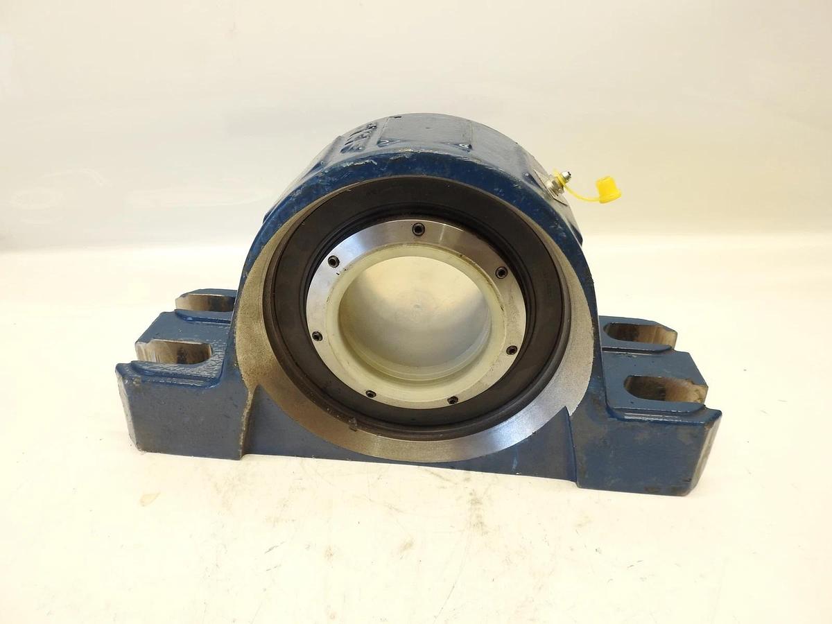 New Genuine SKF P4BE 307-SRB-CRE Pillow Block Roller Bearing Unit - 3-7/16 in Bo