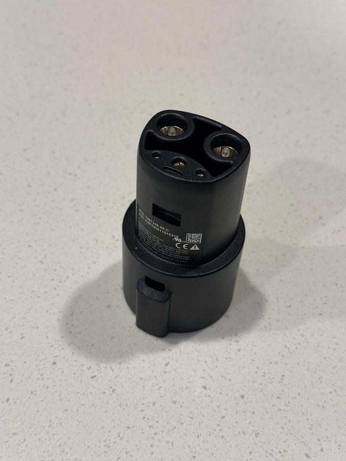 Tesla SAE J1772 Charger Adapter for Model X S 3 Y Charging adapter OEM Genuine