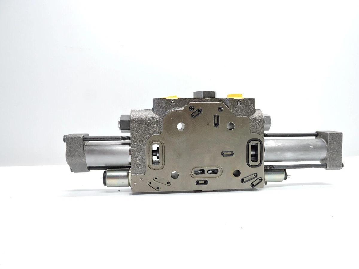 New Section Control Valve 3661350 1355-903 041820