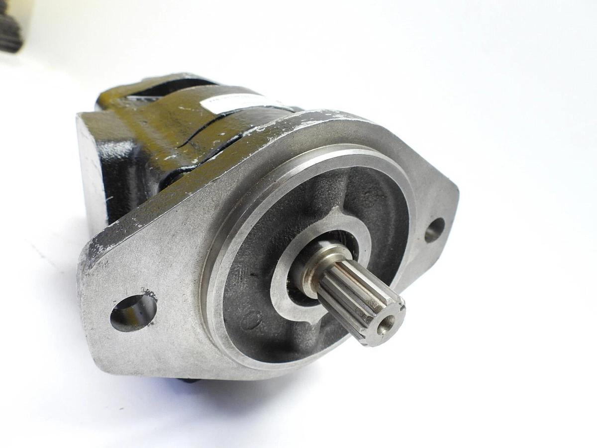 New Oem Parker 7059112011 Hydraulic Motor 66196716/011 18/19