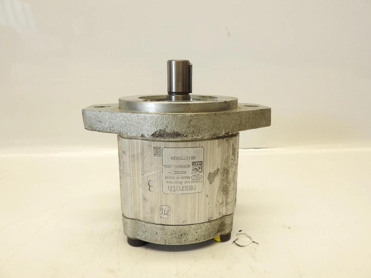 OEM Bosch Rexroth 9510290024 Gear Pump AZ-P-F-12-011-RQR12MB