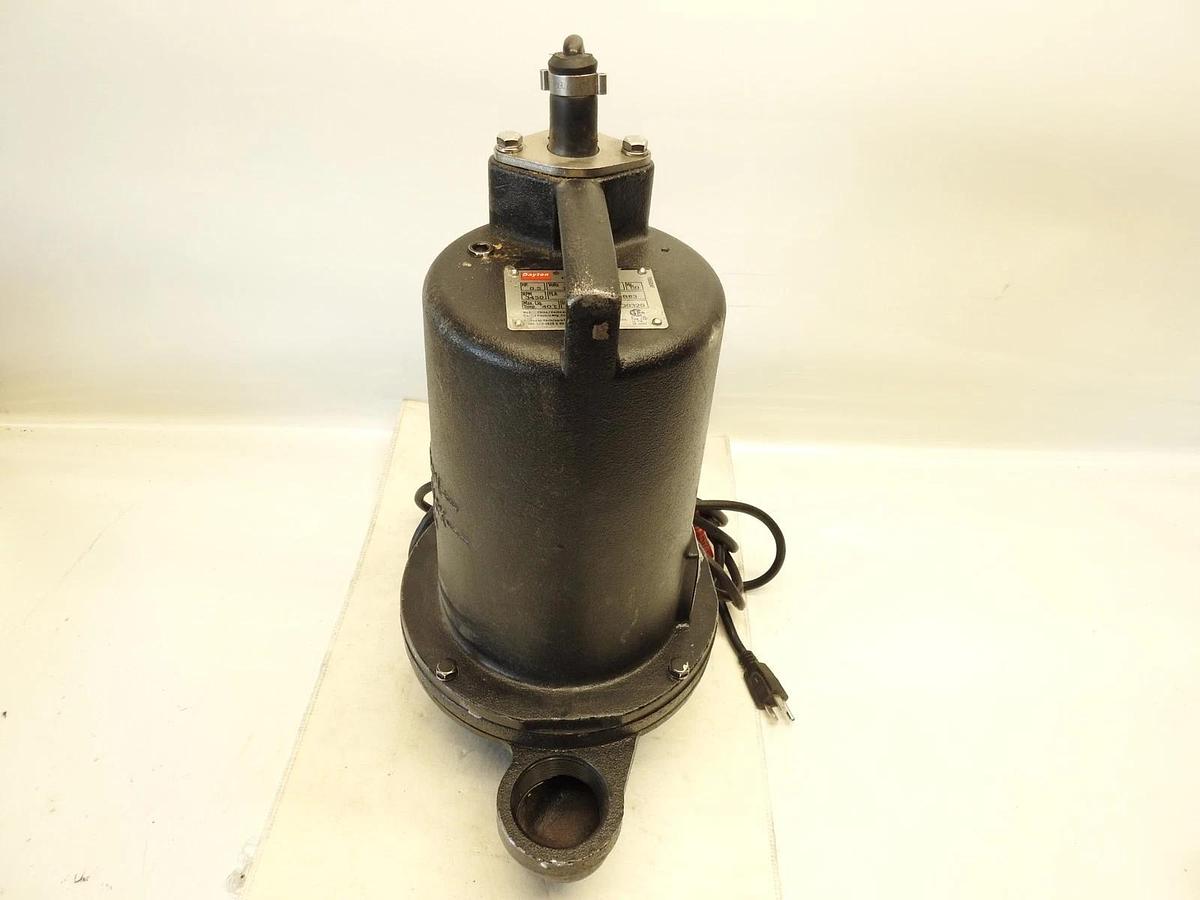 New DAYTON 3BB83 1/2 HP Effluent Pump,Tether Float TESTED