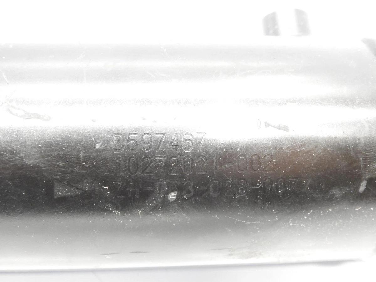 Single Rod Tilt Threaded End Hydraulic Cylinder D597467, End to Pin Length 21.75