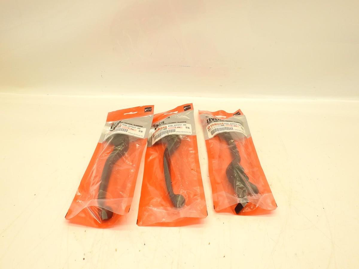 Lot Of 3 NEW 2021 - 2024 YAMAHA MT07 MT-07 MT 07 XSR700 OEM RH FRONT BRAKE LEVER