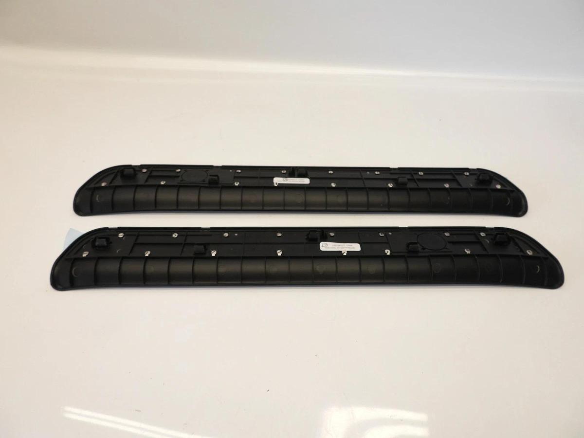 New Oem Kia 2021-2023 Kia Seltos Illuminated Door Sill Plates Q5F69-AU000