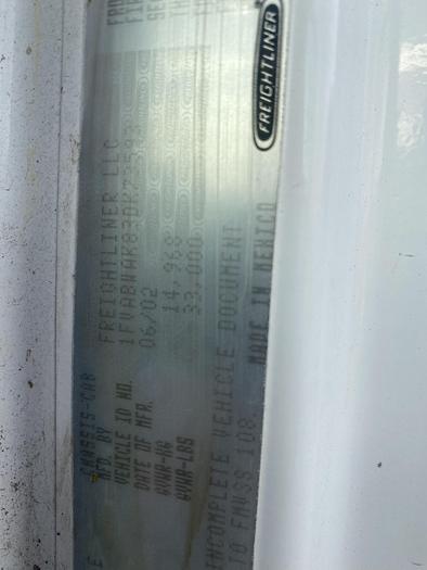 Used 2002 Freightliner Fuel truck