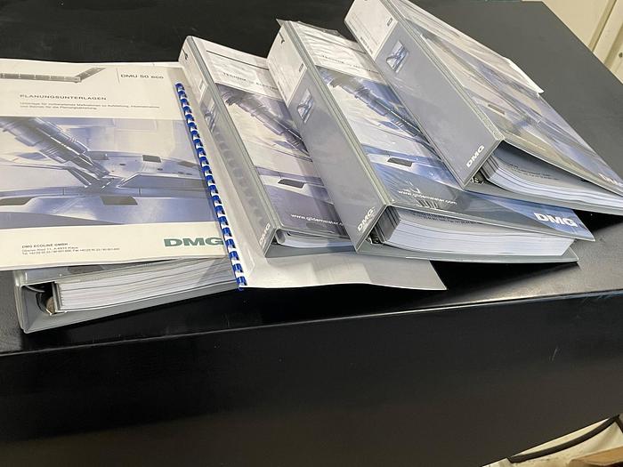 Gebraucht 5 Achsen CNC Universalbearbeitungszentrum DMG DMU 50 eco (3+2)