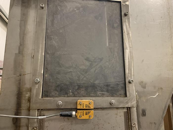 Used SHRED TECH DUAL SHAFT 20HP SHREDDER WITH CONVEYOR