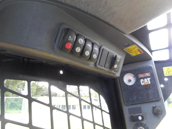 Used 2008 CATERPILLAR 262C