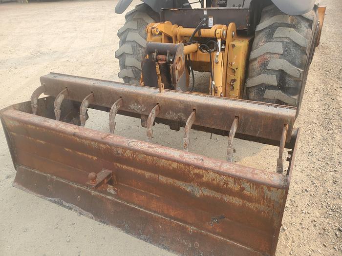 Used 2004 CASE 570M XT