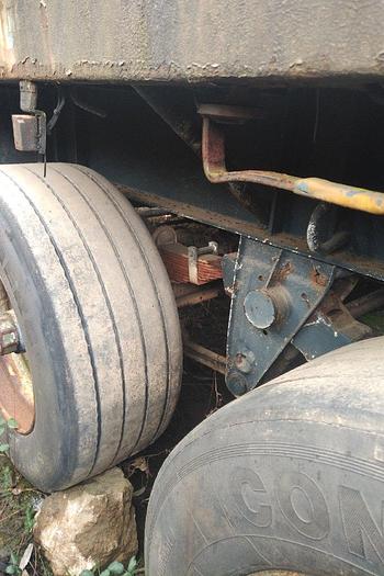 Usado 1989 BPW Tri-axle trailer on springs