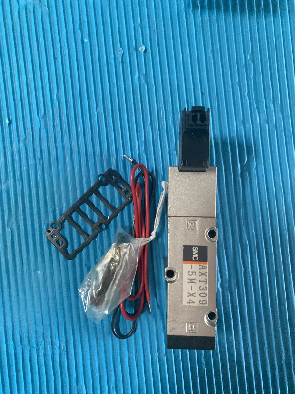Used SMC Solenoid Valve AXT309-5M-X4