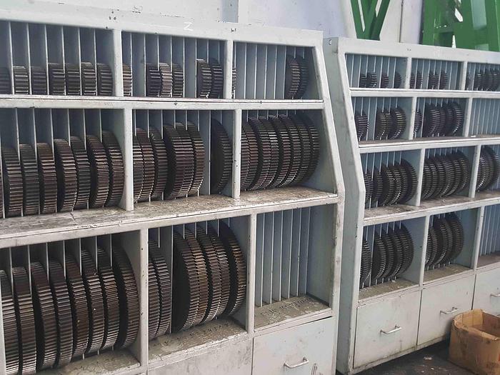 Usato DENTATRICE A CREATORE SCHIESS RF 40/50