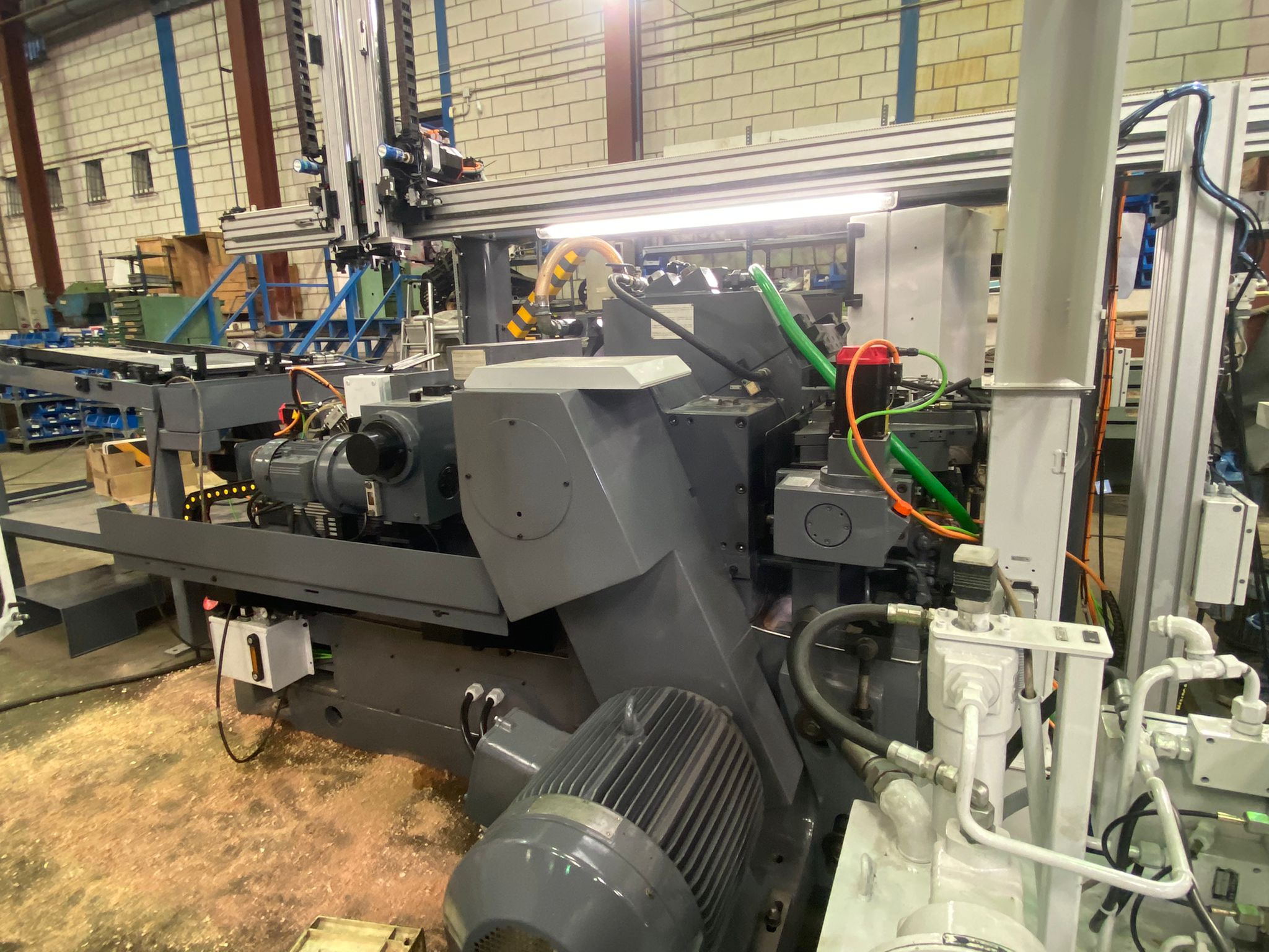 Usado 1997 ESTARTA 323 CNC Rectificadoras sin centros #4427