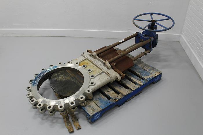 Used True Line 24" Hand Operated Knife Gate Valve #43818