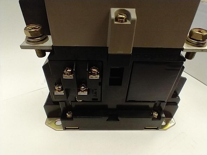 Used MITSUBISHI Magnetic Contactor S-K150 GH117