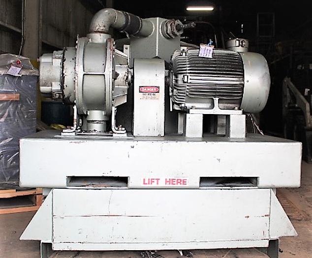 Used DEMARCO MAX VAC VACUUM CLEANING MACHINE