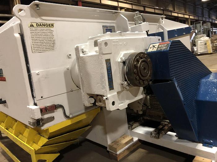 Used VECOPLAN RG42/40 XL PV SHREDDER W/ CONVEYOR