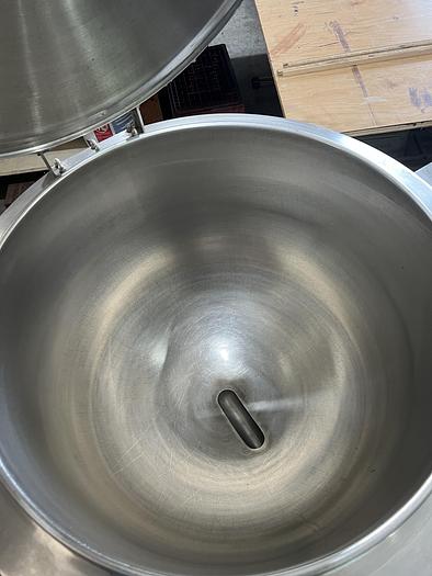 Refurbished 40 GALLON GROEN SELF CONTAINED ELECTRIC KETTLE - 30 PSI (#9989)