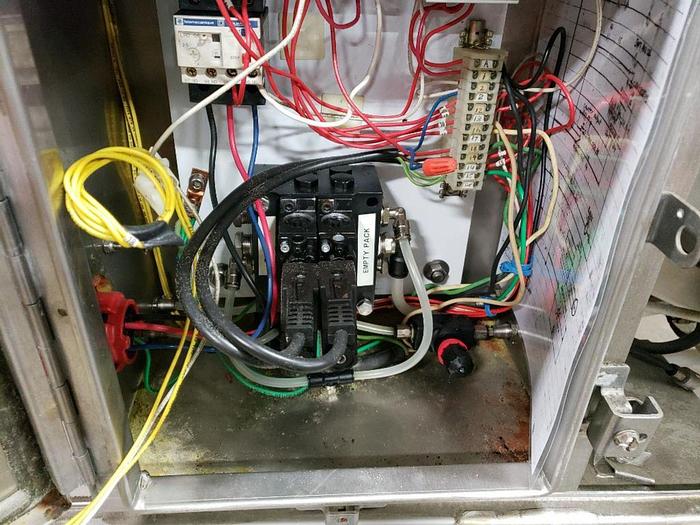 Used Metttler Safeline 410303 Metal Detector & Conveyor