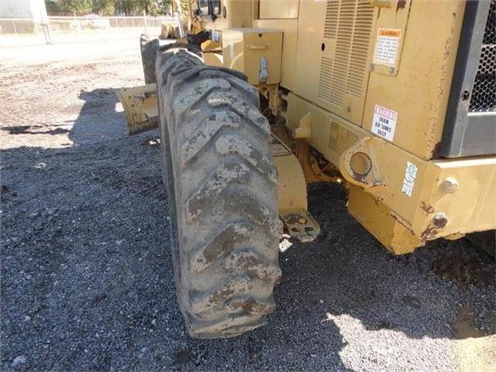 Used 2001 CATERPILLAR 120H