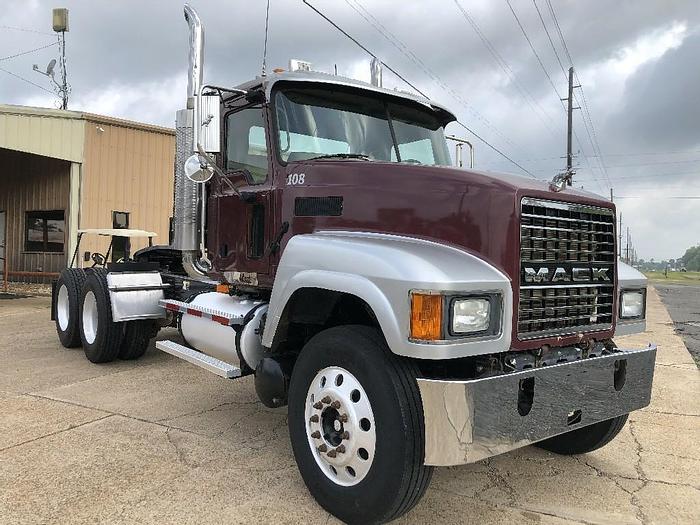 Used 2007 Mack CHN613
